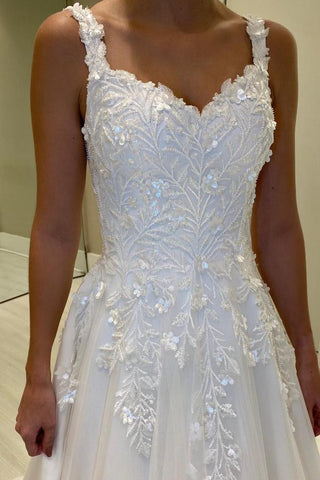 Chic Floor-Length A-Line V-Neck Spaghetti Straps Sleeveless Tulle Lace Wedding Dresses with Appliques