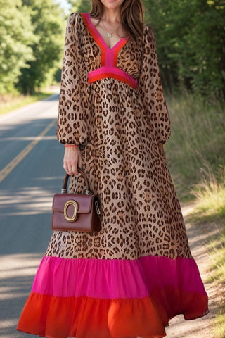 Maxi-Strandkleid mit Leopardenmuster, V-Ausschnitt und langen Ärmeln