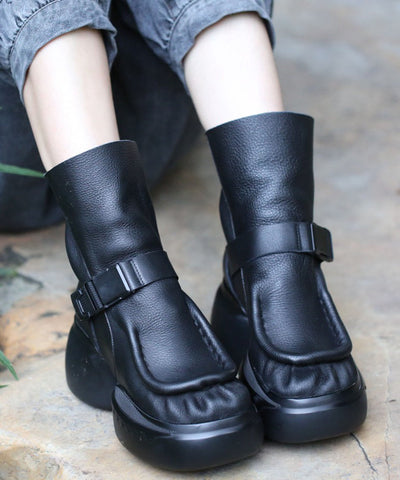 Damen Schwarze Stiefel aus Rindsleder mit Spleißen von Plateaustiefeln