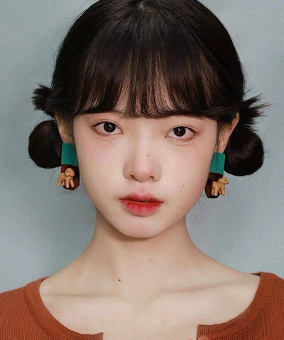 Women Colorblock Acrylic Resin Teddy Dog Stud Earrings
