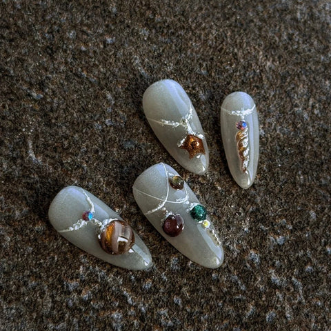 NewChristmas LightsCarefully designed pure handmade press-on gel nails