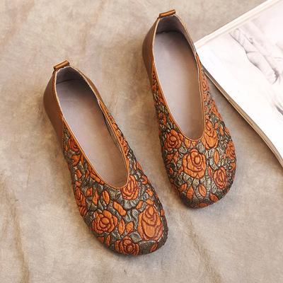 National Style Slip-On Round Toe Cowhide Casual Shoes