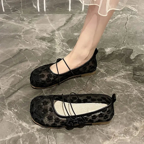 Cremefarbene Lolita-Schuhe aus Netzstoff im japanischen Stil, süße Gothic-Schuhe für Damen, Kawaii-Flats, niedriger Absatz, elegante Mary Jane mit runder Spitze im Angebot