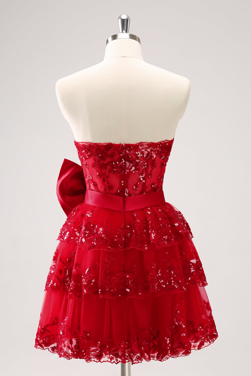Red Sweetheart A-Line Tuelle Sequins Tiered Short Homecoming Dress with Bow