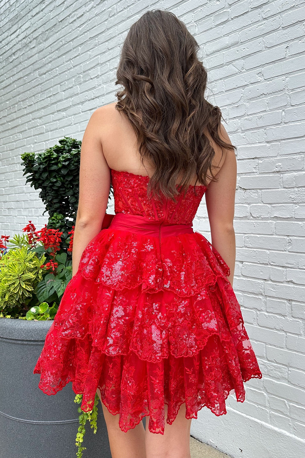 Red A-Line Sweetheart Tulle Sequins Tiered Short Corset Homecoming Dress with Bow