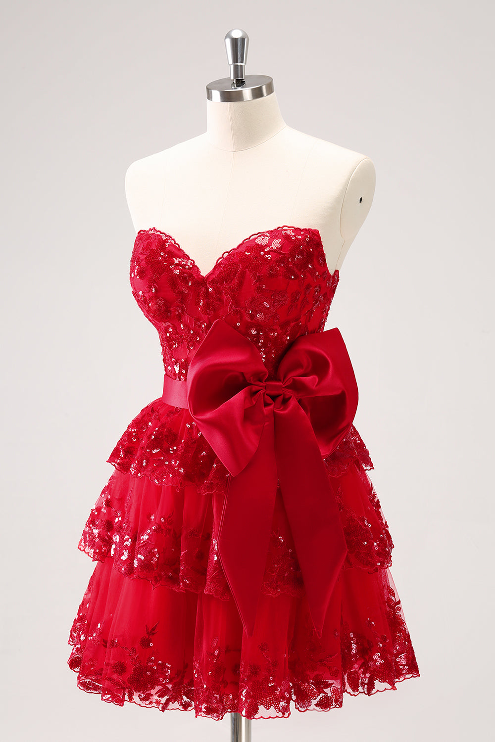 Red Sweetheart A-Line Tuelle Sequins Tiered Short Homecoming Dress with Bow