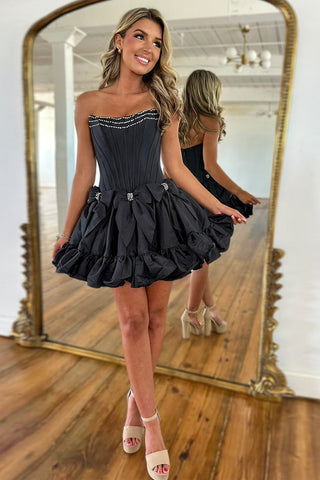 Trendy Black Strapless A-Line Satin Short Homecoming Dress with Bow