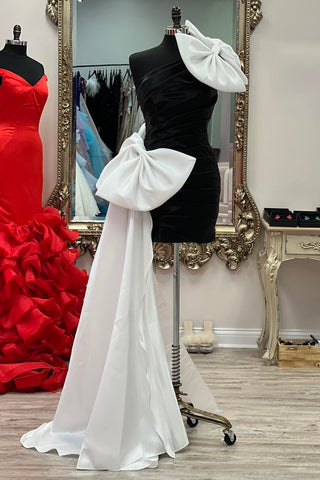 Black One Shoulder Satin Bodycon Short Homecoming Dress with Bow