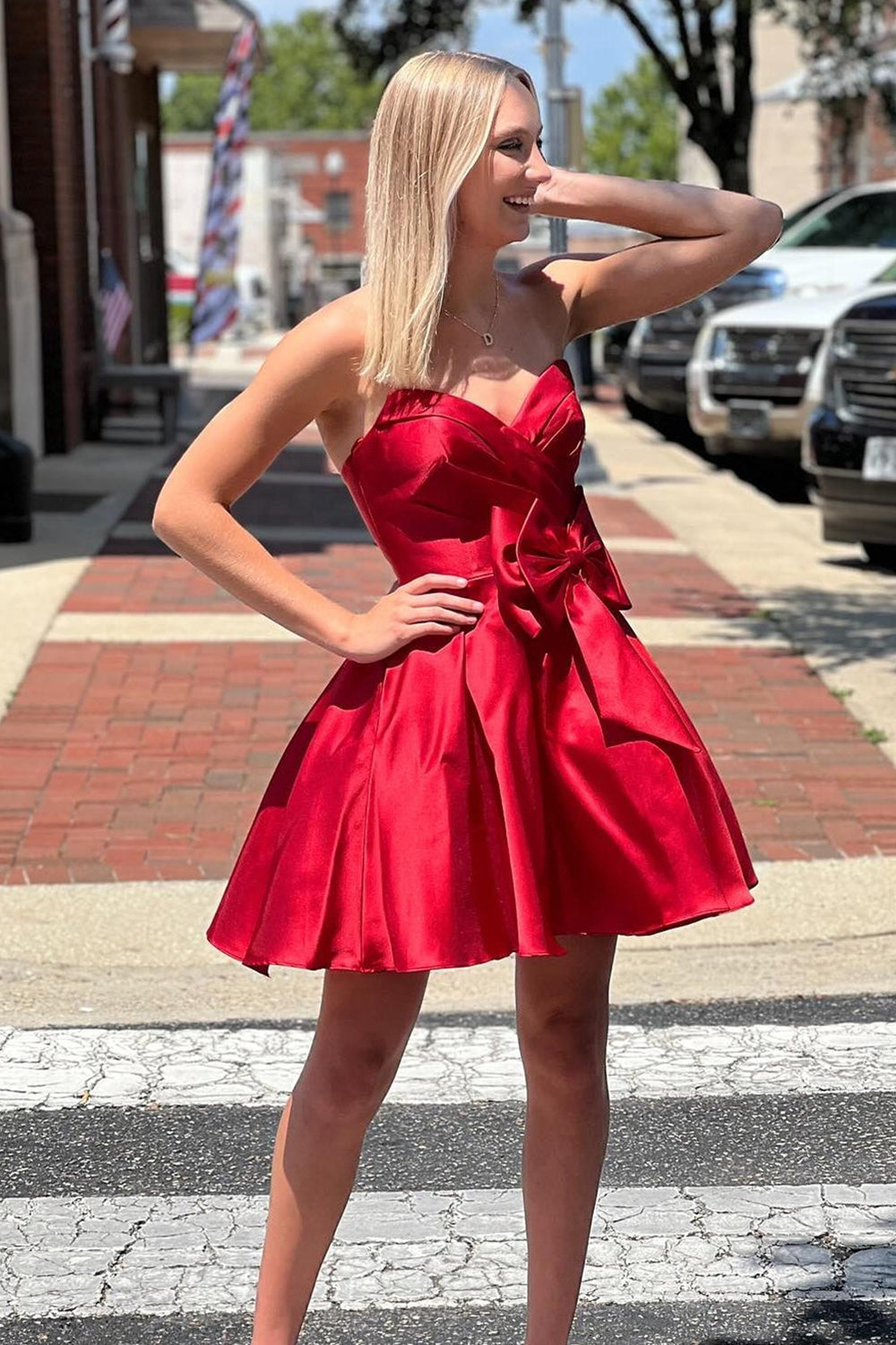 Trendy Red Sweetheart Satin A-Line Short Homecoming Dress with Bow