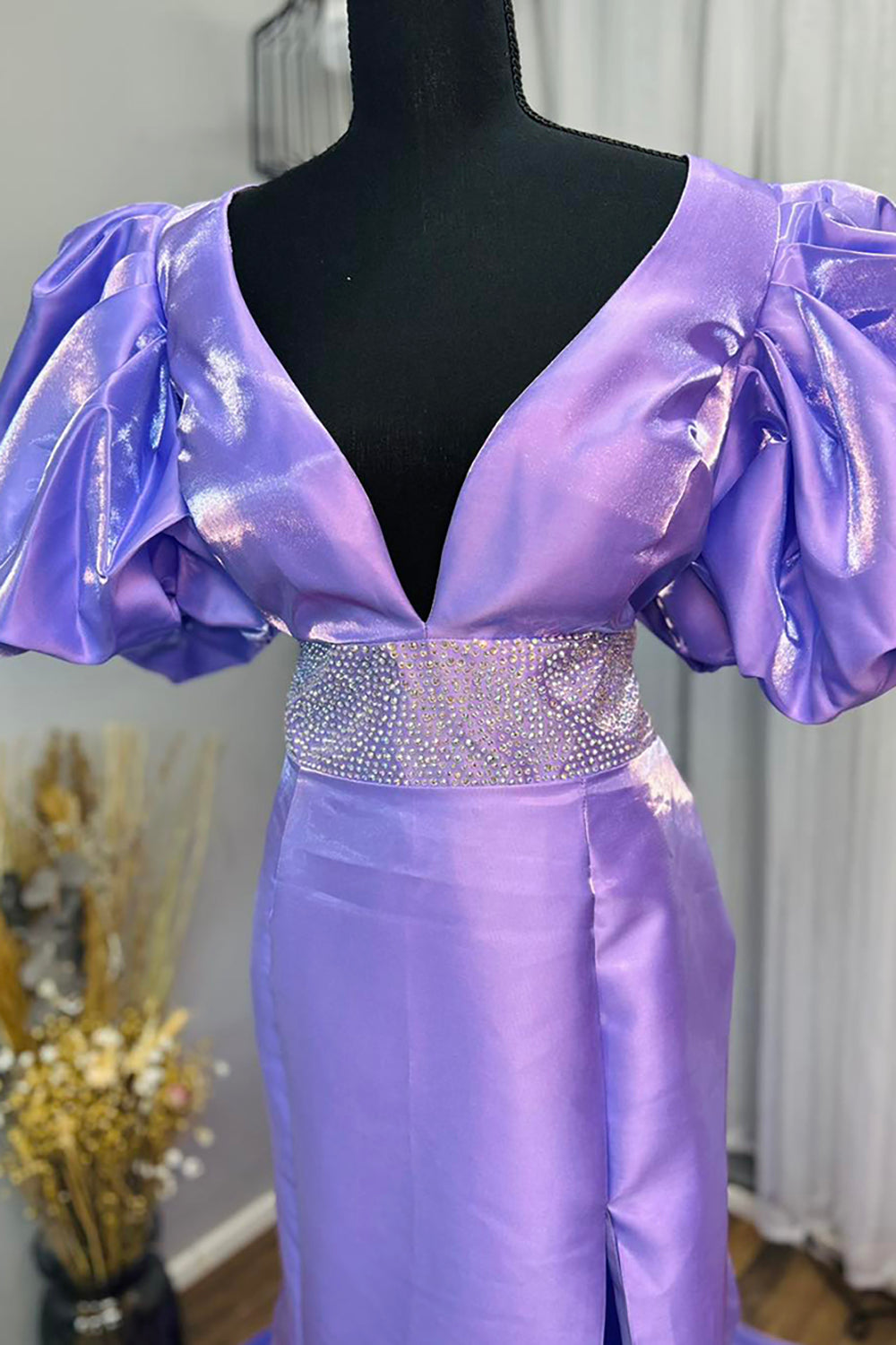 Lavender V Neck Mermaid Puff Sleeves Long Prom Dress with Beading