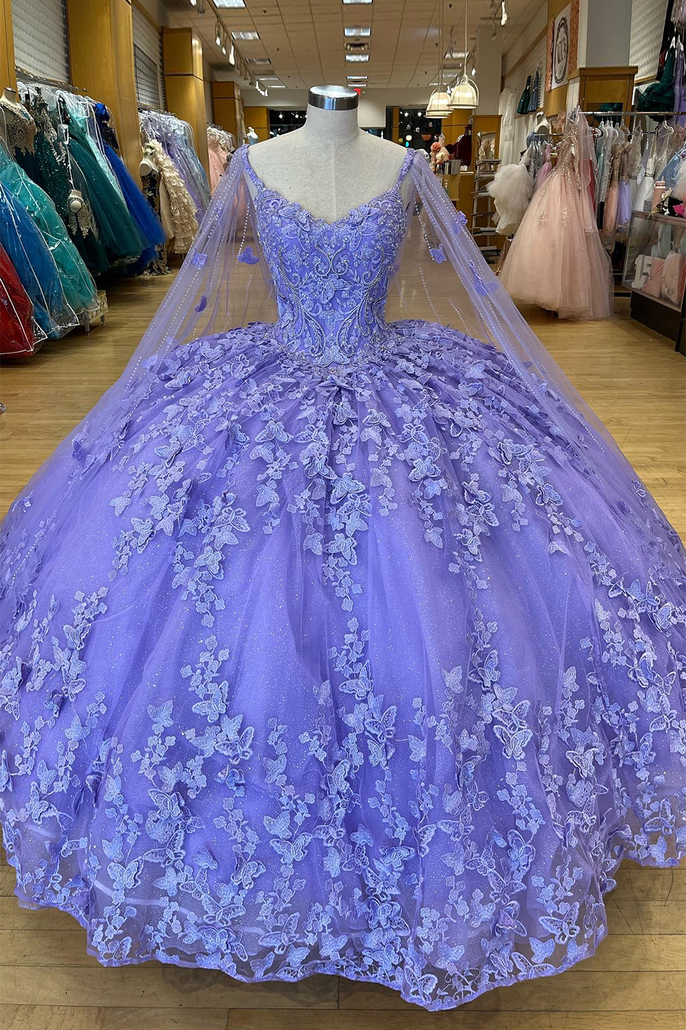 Lilac Ball Gown Spaghetti Straps Caped Tulle Quinceanera Dress with Appliques