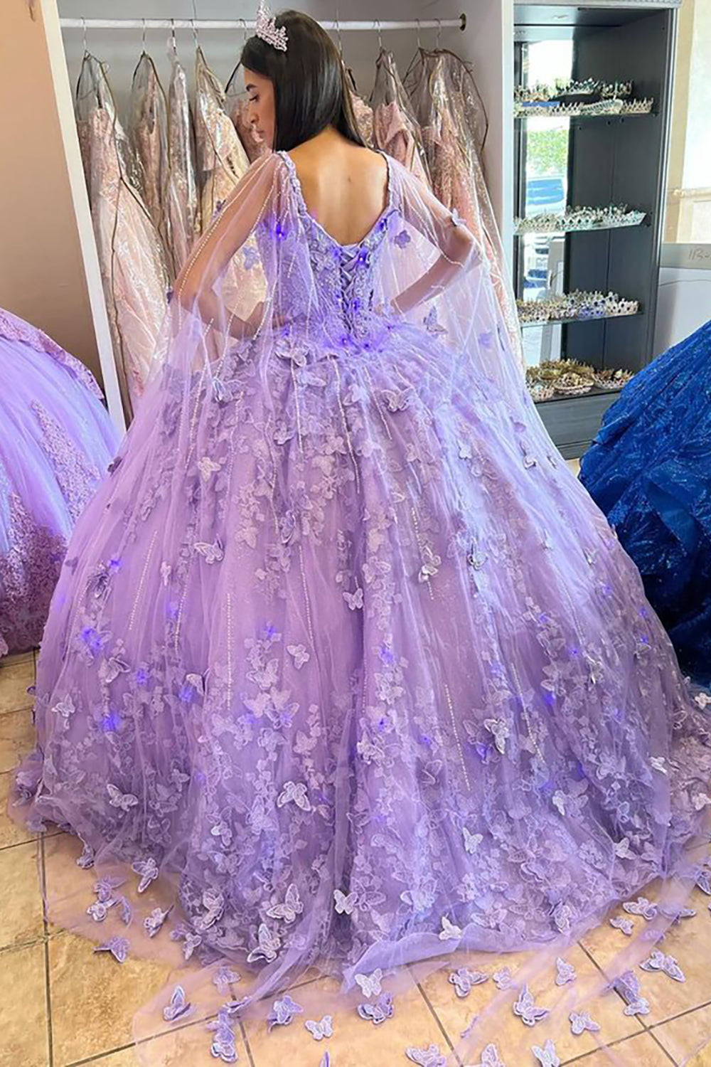 Lilac Ball Gown Spaghetti Straps Caped Tulle Quinceanera Dress with Appliques