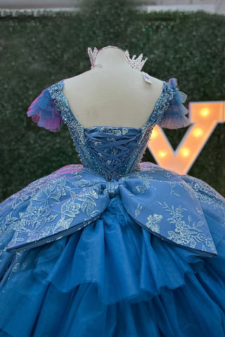 Grey Blue V-Neck Short Seeves Princess Appliqued Quinceanera Dress with Train