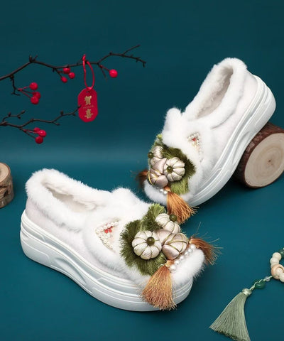 Handgemachte Spleißen Quaste Nagel Perle Plattform flache Schuhe Kaffee Fuzzy Wolle gefüttert