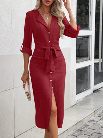 Kleid mit Kragen und Rolllaschenärmeln