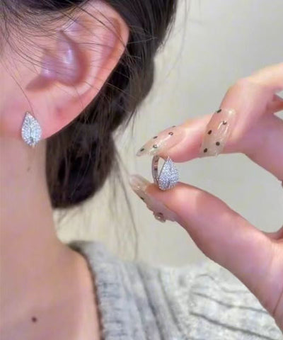 Fine Silk Sterling Silver Zircon Leaf Stud Earrings