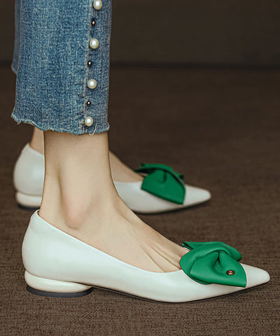 Schwarze flache Füße Schuhe Rindsleder Leder Mode spitze Zehe Schleife