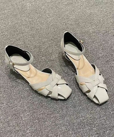 Elegante flache Sandalen mit ausgehöhltem Schnallenriemen Hellblau