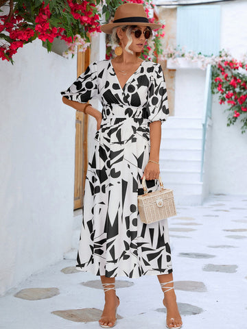 Bedrucktes Kleid mit Überwurf und Ballonärmeln