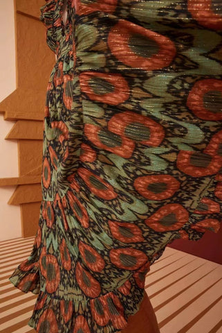 Robe mi-longue à volants et col en V à imprimé abstrait 