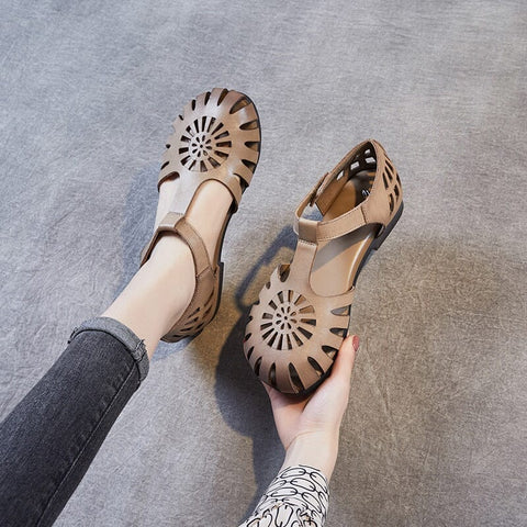Women Soft Leather Retro Flat Casual Summer Sandals