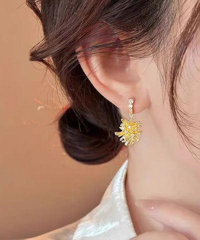 Vintage Gold Copper Alloy Zircon Asymmetrical Fireworks Drop Earrings