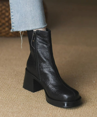 Modische Stiefel mit Reißverschluss und klobigem Absatz in Schwarz aus Kunstleder