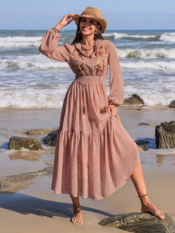 Langärmliges Midikleid mit Stickerei und Polka Dots zum Binden am Hals
