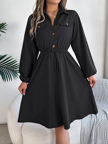 Langärmliges Midikleid mit Kragen und Taschen