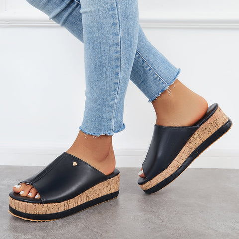 Bequeme Slip-on-Sandalen mit Kork-Fußbett und Plateau-Keilabsatz