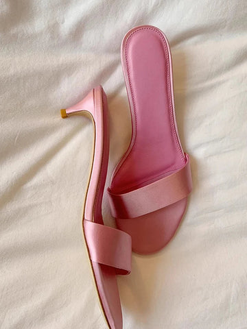Summer New Simple Round Toe Open Toe Silk Slippers with Small Heels for Women Wearing Thin Heel Sandals Outside