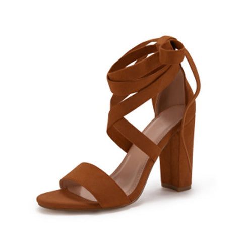 Sandalen mit Blockabsatz und Schnürung, offene Zehenpartie, Pumps mit Fesselriemchen