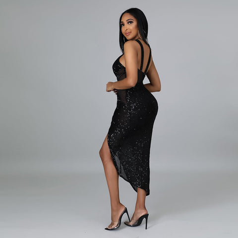 Neckholder-Partykleid mit Pailletten Sexy Party-Kleid mit unregelmäßigem Neckholder-Pailletten