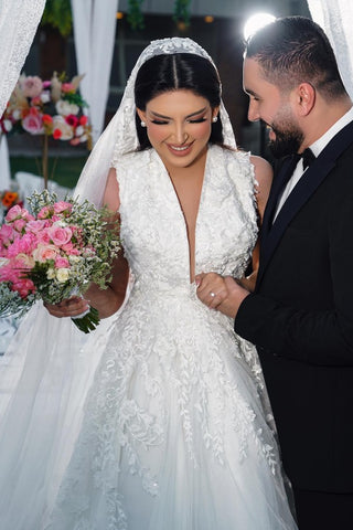 Princess Bridal Gown Sleeveless Long With Appliques