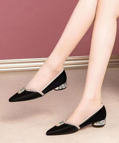 Edle, vielseitige flache Schuhe, schwarz, spitzer Zehenbereich, Zirkonia