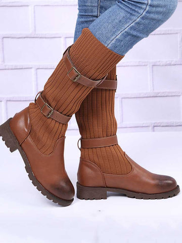 Strickstiefel mit Leopardenmuster und flachem Absatz