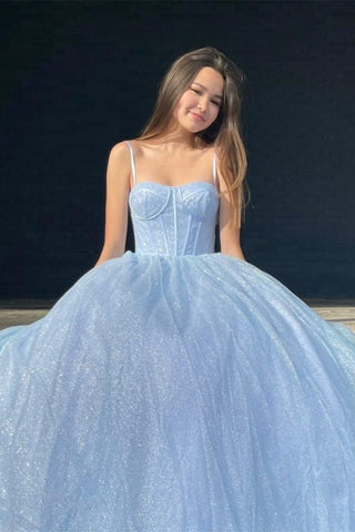 A-Linien-Kleid mit lavendelfarbenen Trägern und langem Ballkleid