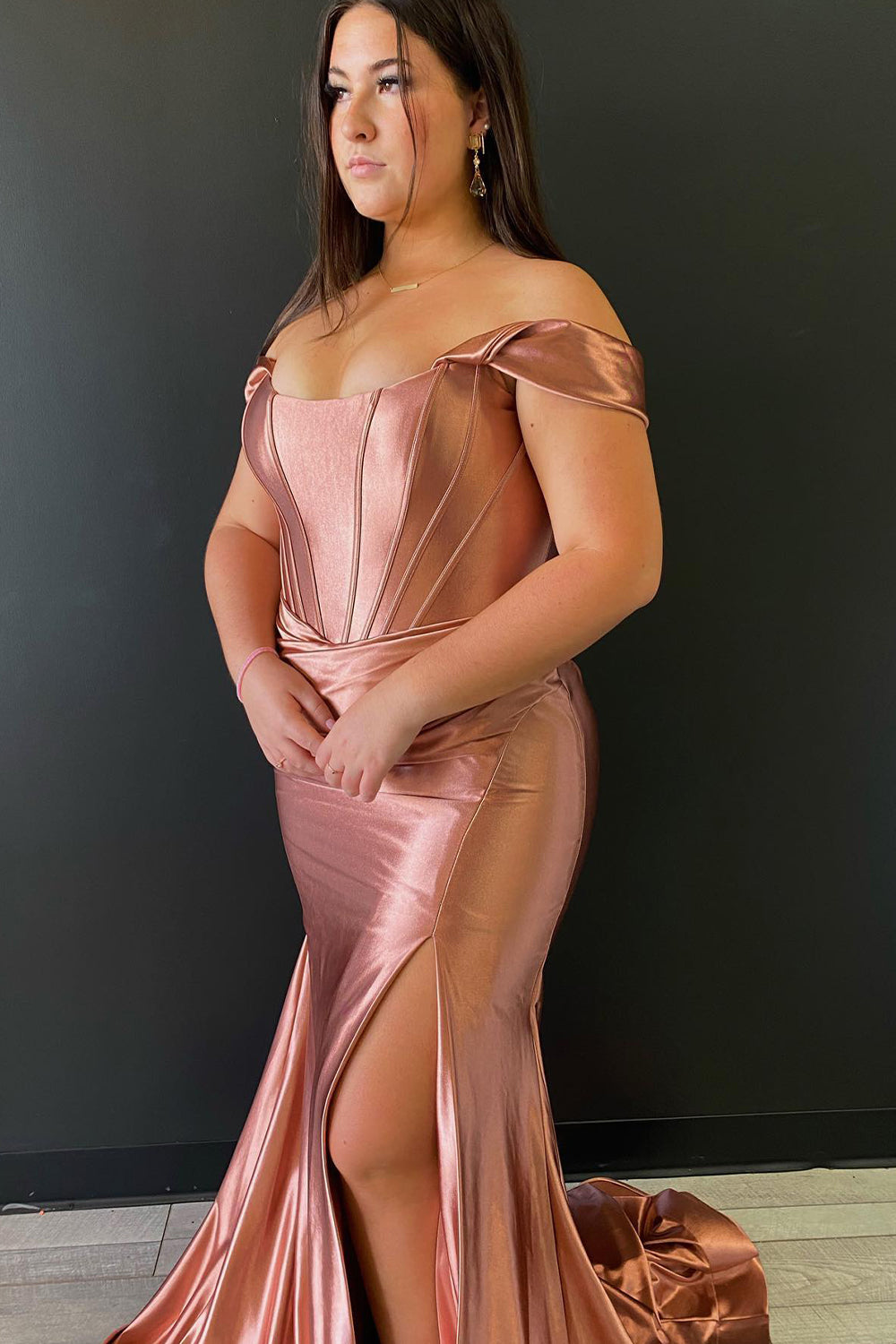 Mermaid Off the Shoulder Green Long Prom Dress with Split Front