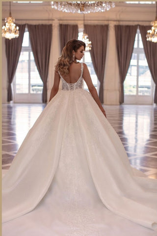 Straps Ball Gown Wedding Dress Sweetheart With Appliques