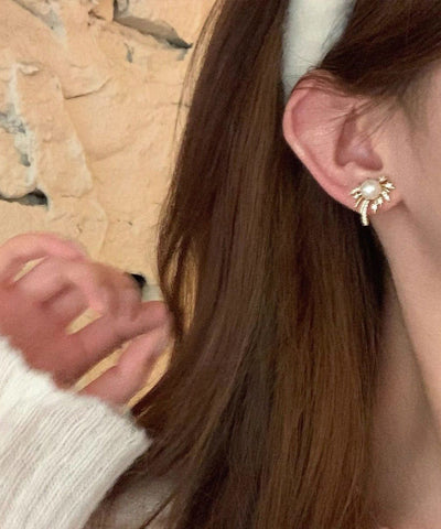 Fashion Gold Alloy Zircon Pearl Fireworks Stud Earrings