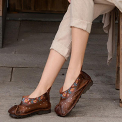 Hallow Out Flat National Style Embroidered Breathable Shoes