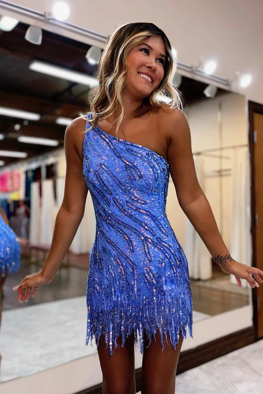 Sparkly Bodycon One Shoulder Golden Sequins Short Homecoming Dress with Tassel