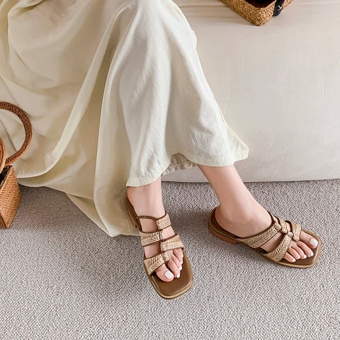 2024 Summer Women Slippers Mules Shoes for Women Open Toe Med Heel Shoes Slingback Modern Slippers Gladiator Shoes