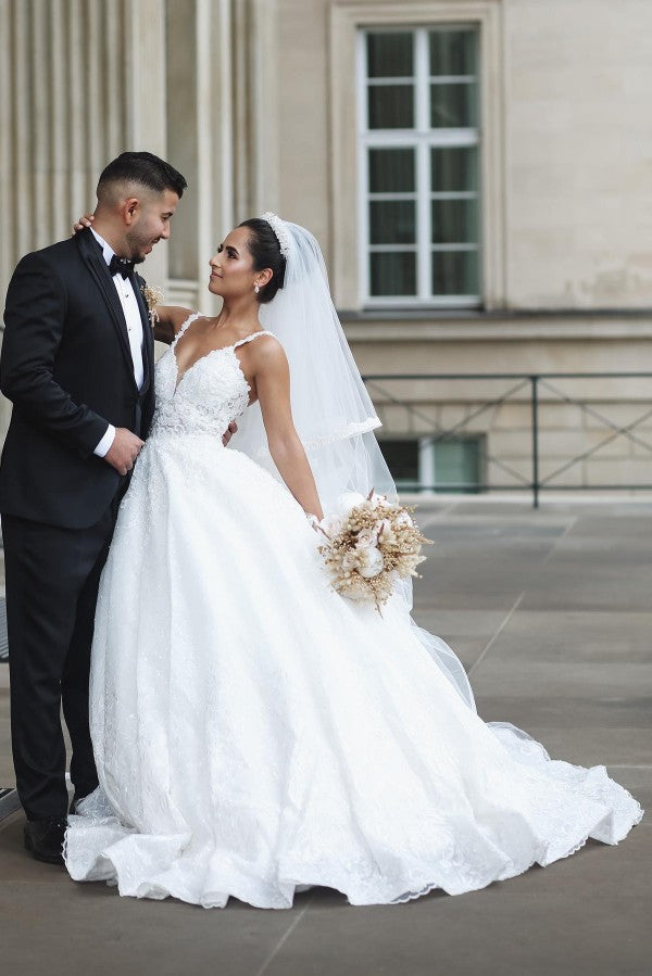 Bmbridal Spaghetti-Straps V-Neck Wedding Dress Lace Ball Gown