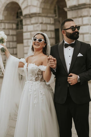 Off-the-Shoulder Tulle Boho Wedding Dress With Appliques
