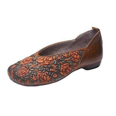 National Style Slip-On Round Toe Cowhide Casual Shoes