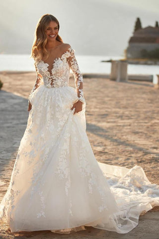 Long Sleeves Princess Wedding Dress Tulle With Appliques
