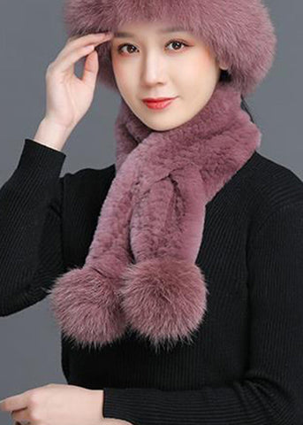 Wunderschöner Cloche-Hut aus lila Kaninchenhaar und Leder aus Taro-Fell