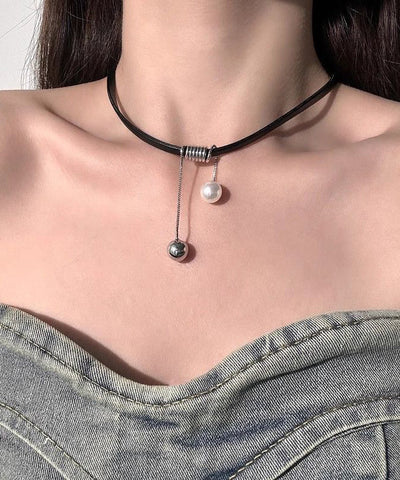 Handmade Black Leather Pearl Pendant Necklace