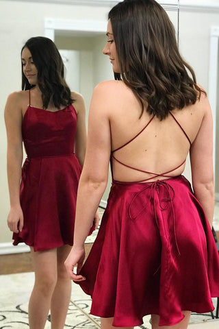 A-Linie Spaghettiträger Satin Homecoming Kleid